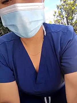 lana22 me online show from 10.18.25