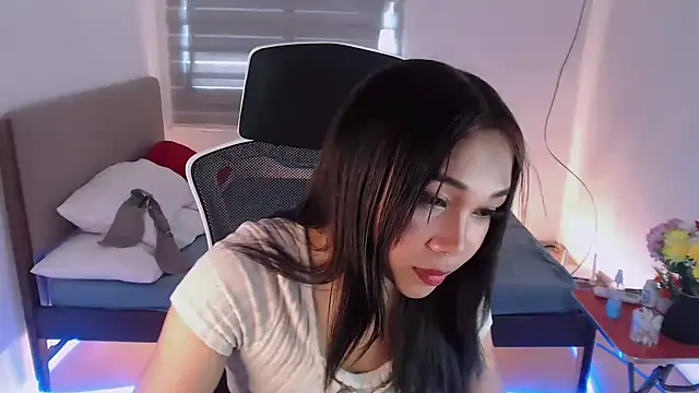 Snapshot of SultryCyraFoxmore chatting on 09.09.25 SultryCyraFoxmore online show from 09.09.25