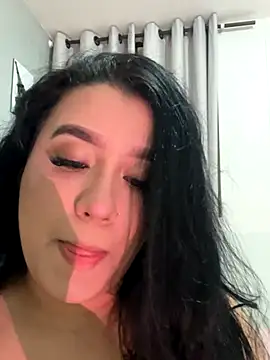 Aliciawhitee online show from 10.27.25