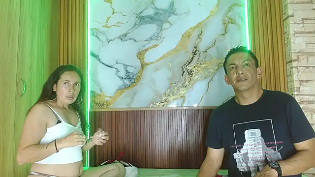 mollyandsam303av online show from 02.19.26