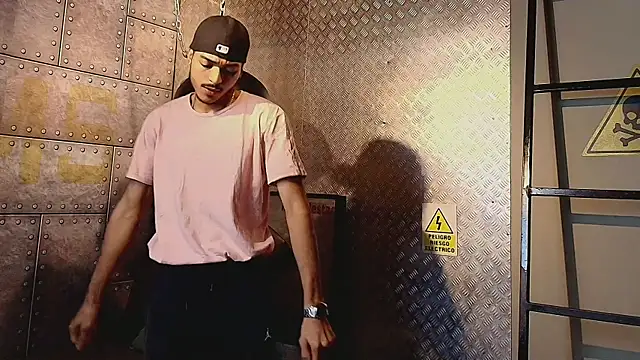 Snapshot of MarcusRain_ chatting on 01.19.26 MarcusRain online show from 01.19.26