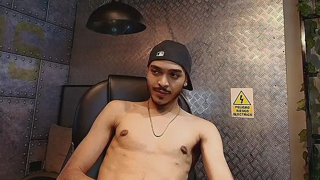 Snapshot of MarcusRain_ chatting on 02.20.26 MarcusRain online show from 02.20.26