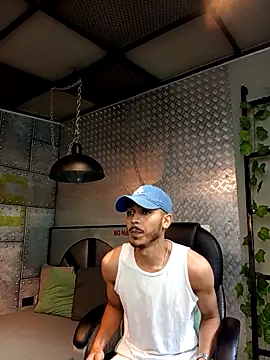 Snapshot of MarcusRain_ chatting on 02.23.26 MarcusRain online show from 02.23.26