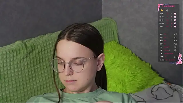 Violetwin online show from 02.26.26