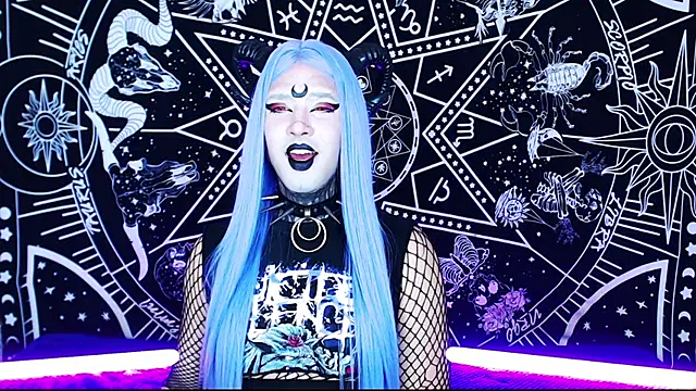 Snapshot of naomi_satan chatting on 04.08.26 naomi satan online show from 04.08.26