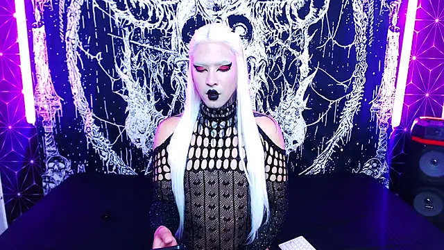 Snapshot of naomi_satan chatting on 05.19.26 naomi satan online show from 05.19.26