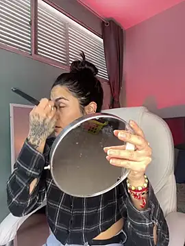 Esmeralda CO online show from 02.04.26