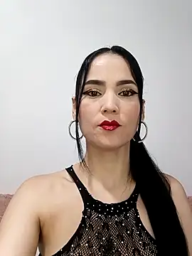 Snapshot of jamila_zair chatting on 01.08.26 jamila zair online show from 01.08.26