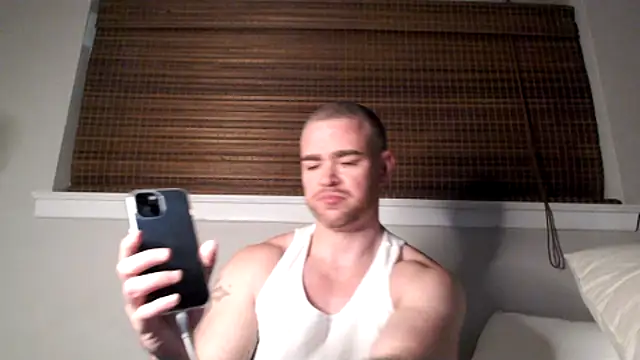 Snapshot of Dallasbest214 chatting on 11.09.25 Dallasbest214 online show from 11.09.25