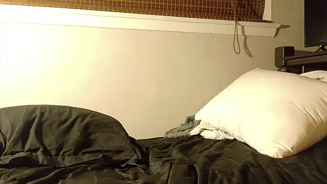 Snapshot of Dallasbest214 chatting on 11.11.25 Dallasbest214 online show from 11.11.25