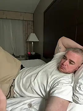 Snapshot of Dallasbest214 chatting on 02.27.26 Dallasbest214 online show from 02.27.26