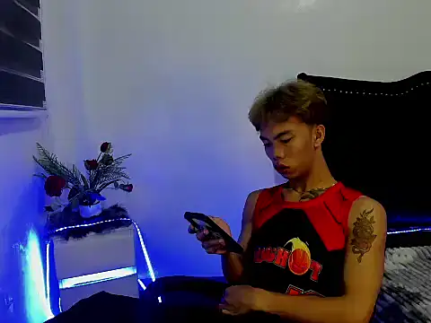 Snapshot of jersthebigfuckerxxx chatting on 10.09.25 jersthebigfuckerxxx online show from 10.09.25