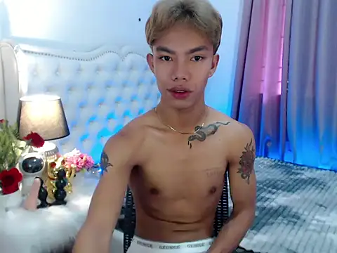 Snapshot of jersthebigfuckerxxx chatting on 10.11.25 jersthebigfuckerxxx online show from 10.11.25