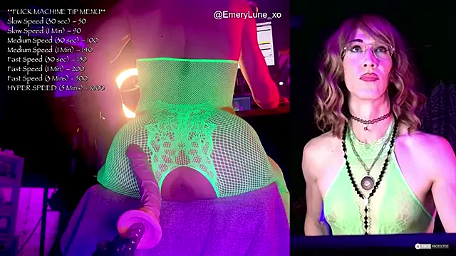 EmeryLune xo online show from 10.22.25