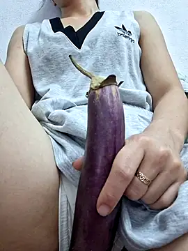 Snapshot of irina_hana chatting on 09.09.25 irina hana online show from 09.09.25