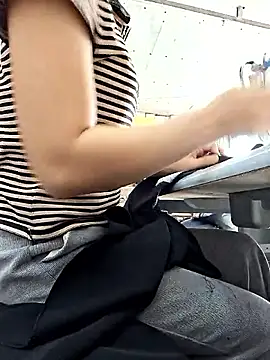 Snapshot of irina_hana chatting on 11.27.25 irina hana online show from 11.27.25