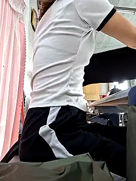 Snapshot of irina_hana chatting on 12.23.25 irina hana online show from 12.23.25