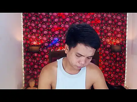 Snapshot of XExtraServiceManX chatting on 02.13.26 XExtraServiceManX online show from 02.13.26