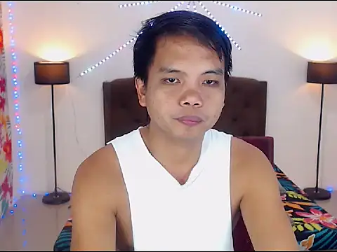 Snapshot of XExtraServiceManX chatting on 02.20.26 XExtraServiceManX online show from 02.20.26