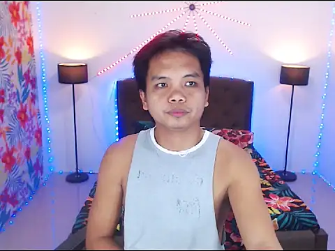 Snapshot of XExtraServiceManX chatting on 02.24.26 XExtraServiceManX online show from 02.24.26