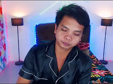 Snapshot of XExtraServiceManX chatting on 02.27.26 XExtraServiceManX online show from 02.27.26