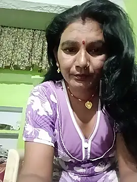 Snapshot of ZIVAA chatting on 06.14.26 ZIVAA online show from 06.14.26