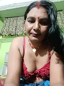 Snapshot of ZIVAA chatting on 06.16.26 ZIVAA online show from 06.16.26