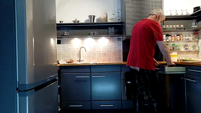 ewaldwillems99 online show from 12.05.25