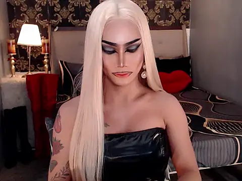 RhondaFlirtyDOM online show from 02.06.26