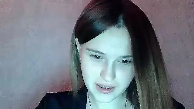 SweetLoraa online show from 10.20.25