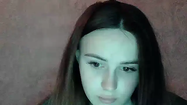 SweetLoraa online show from 04.10.26