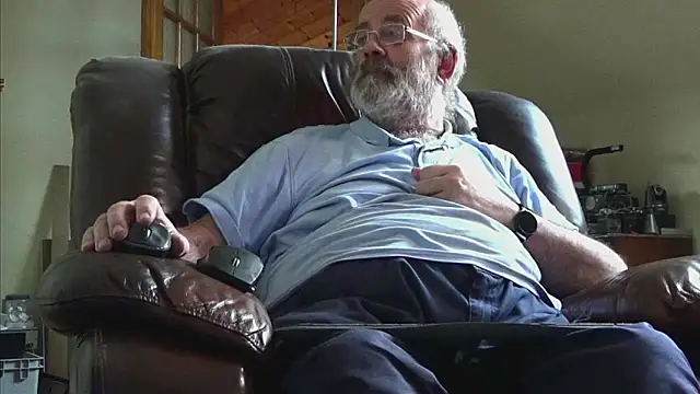 Snapshot of janzer13 chatting on 01.18.26 janzer13 online show from 01.18.26