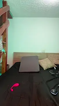 Moon Blake online show from 02.04.26