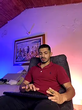 ArturoCardona  online show from 11.12.25