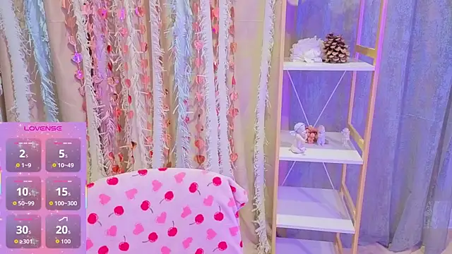 Luisa Rosee online show from 10.23.25