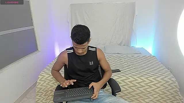 KingStark  online show from 09.27.25