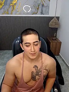 Lancelot 19 online show from 09.18.25