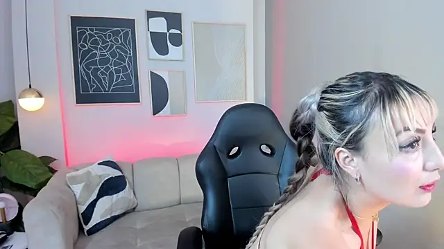 marie bass online show from 02.10.26