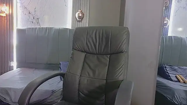 Snapshot of Vanessa_7_ chatting on 03.25.26 Vanessa 7 online show from 03.25.26