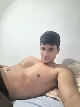 Snapshot of Caiostripchat chatting on 07.07.26 Caiostripchat online show from 07.07.26