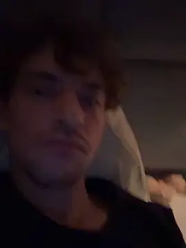 Snapshot of hottest23 chatting on 11.28.25 hottest23 online show from 11.28.25