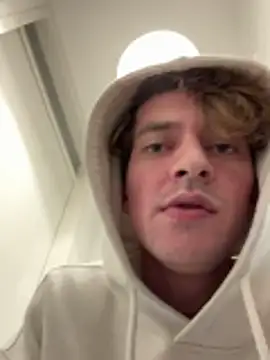 Snapshot of hottest23 chatting on 12.02.25 hottest23 online show from 12.02.25