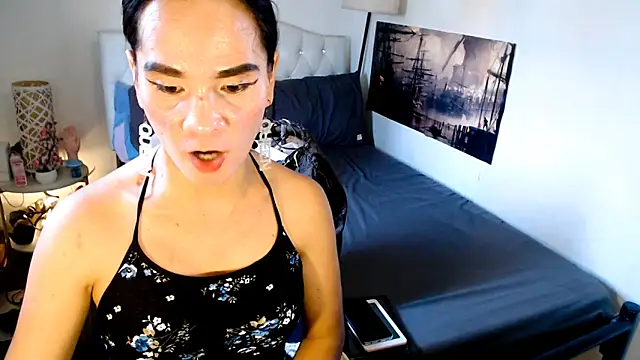 Snapshot of NinaDOM4CUM chatting on 05.16.26 NinaDOM4CUM online show from 05.16.26