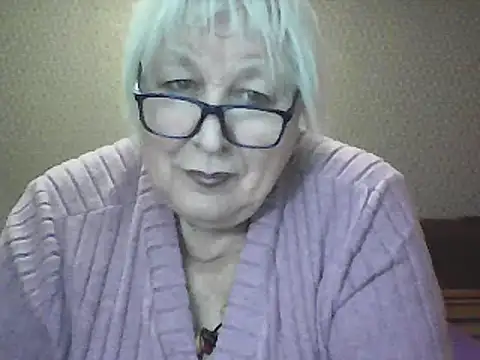 Alexia64231 online show from 10.14.25