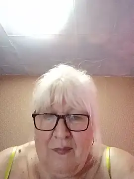 Snapshot of Alexia64231 chatting on 07.15.26 Alexia64231 online show from 07.15.26