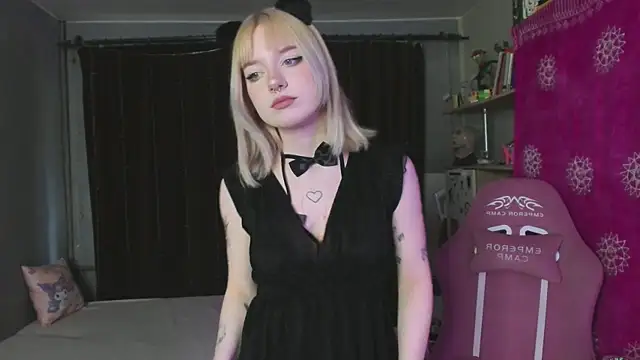 godlikegirlyy online show from 09.28.25