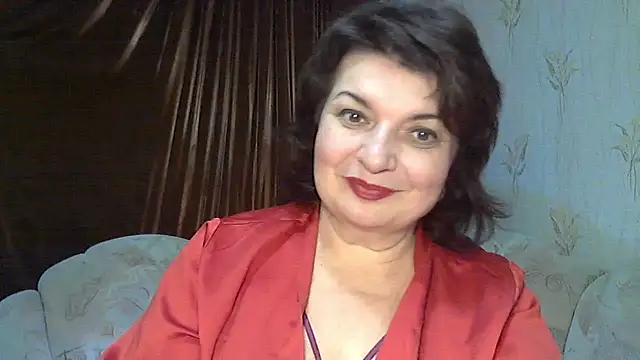 Snapshot of LedyNika chatting on 10.03.25 LedyNika online show from 10.03.25