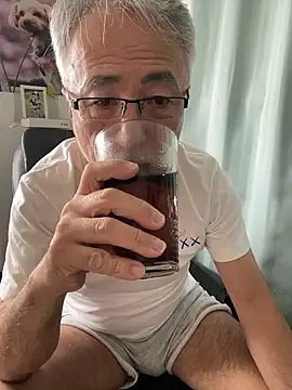 gholly2007 online show from 04.23.26