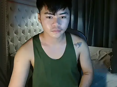 Snapshot of hot_emman chatting on 03.06.26 hot emman online show from 03.06.26