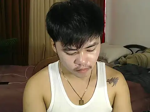 Snapshot of hot_emman chatting on 03.11.26 hot emman online show from 03.11.26